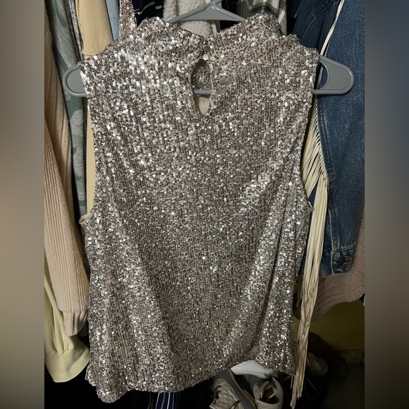 Sequins High Neck Shirt - Picture 2 of 3